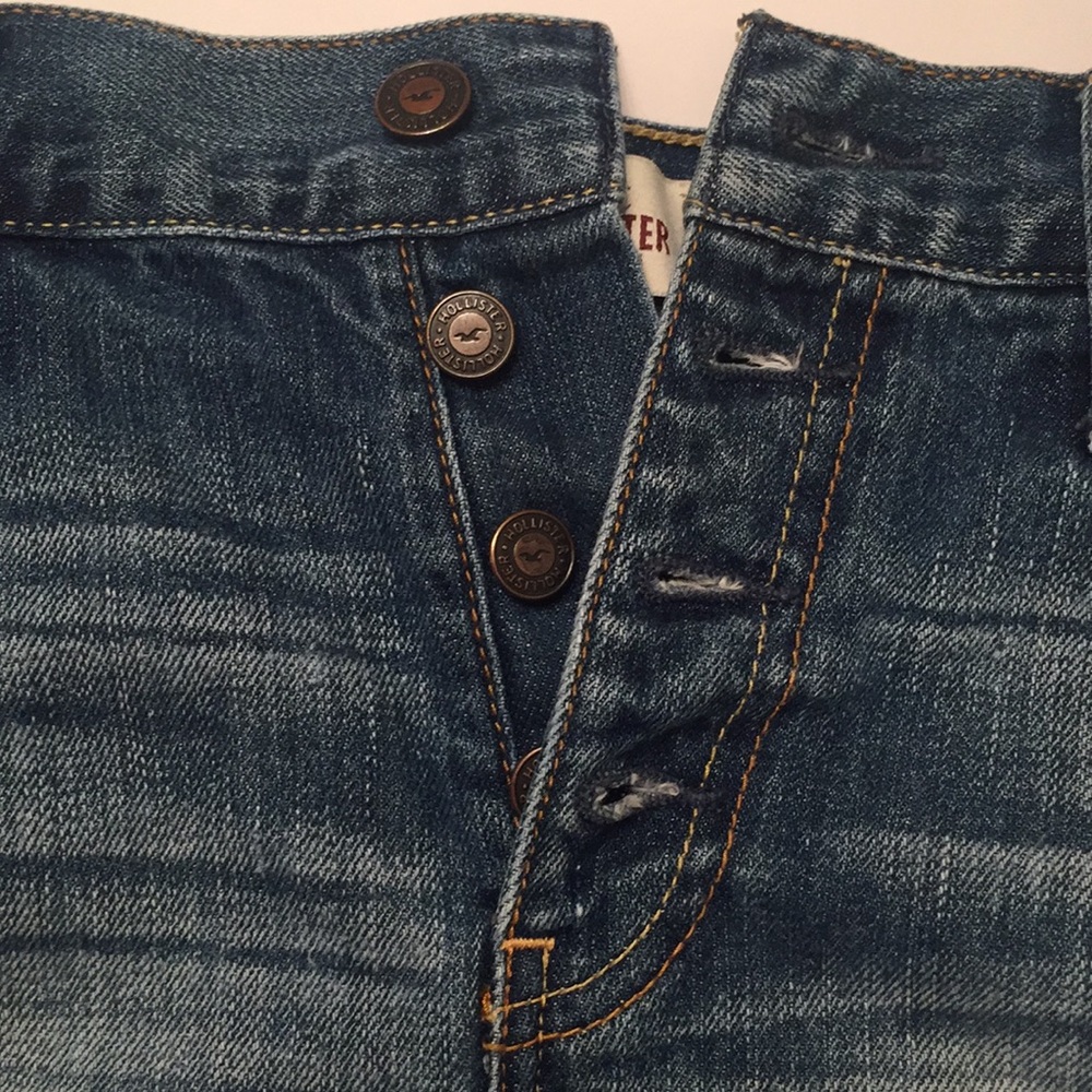 Shorts - Picture 8 of 8